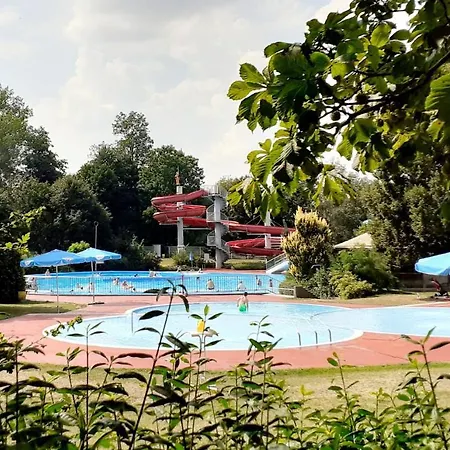 Talblick 2 - Ihr Zuhause : Mitten Im Idyllischen Tal Holiday home Bad Bibra